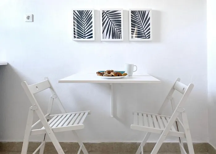 Palm Suite Blue