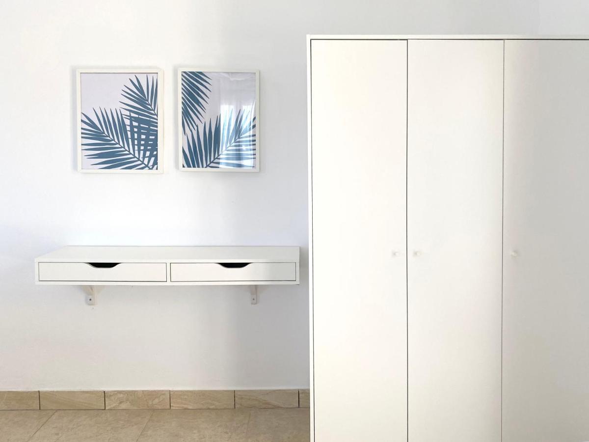 Palm Blue Apartment
